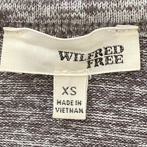 Wilfred Free Long Sleeve Crop Top - Picture 3 of 3